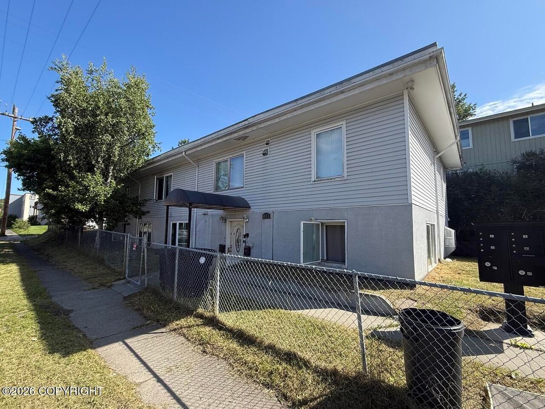 Anchorage, Alaska, United States 1 - 18528088