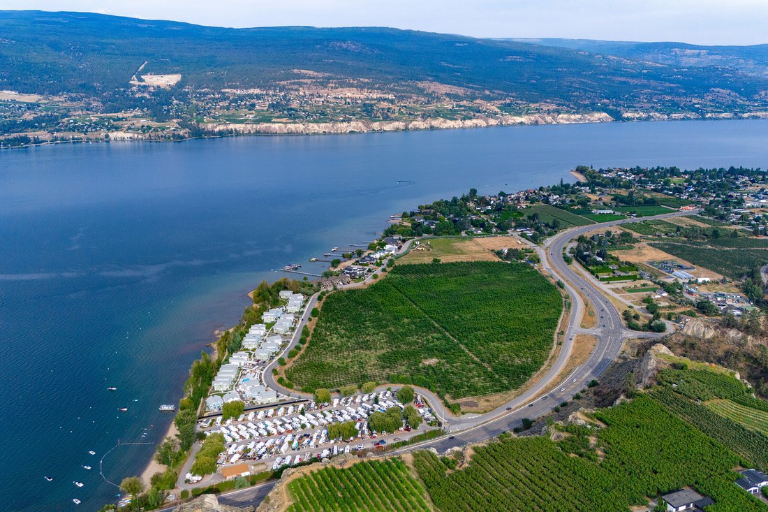 Summerland, British Columbia, Canada 1 - 18527372