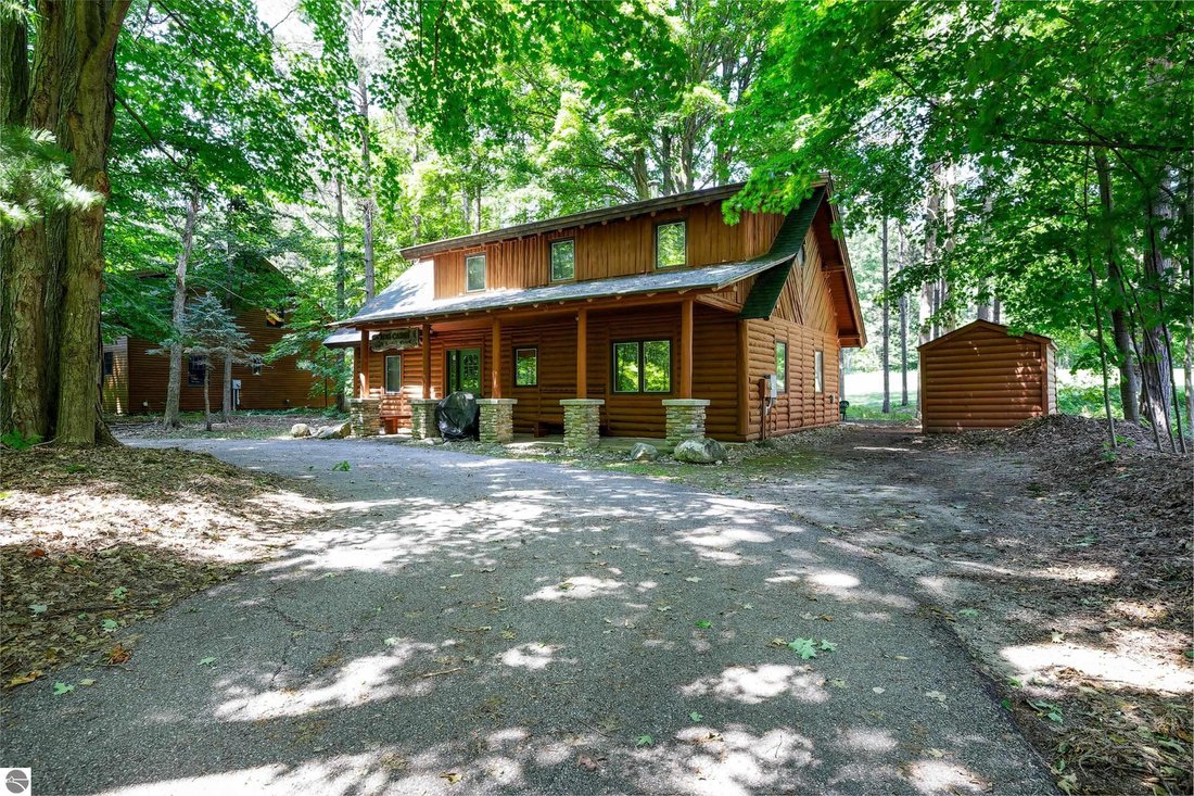 House in Thompsonville, Michigan, United States 1 - 18528836