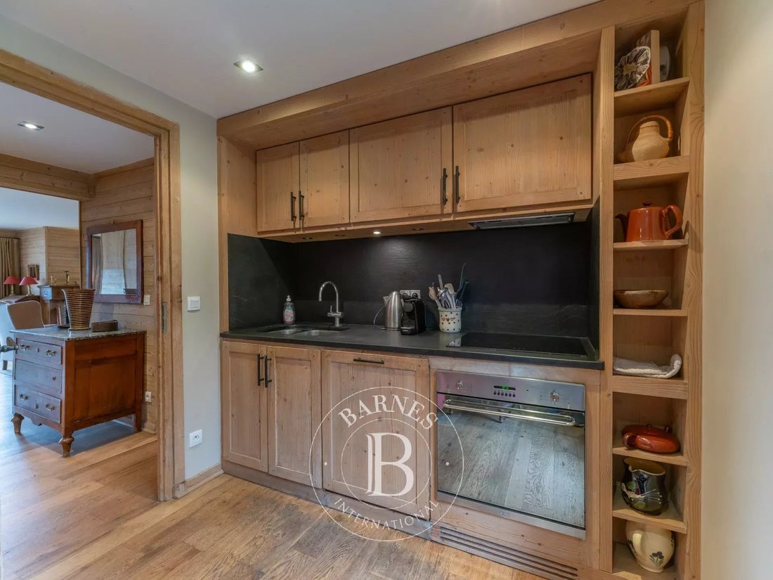Apartment in Megève, Auvergne-Rhône-Alpes, France 5 - 18526809