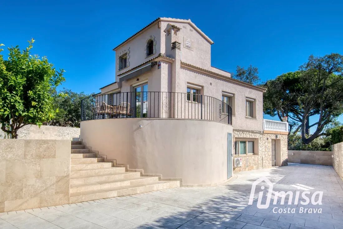 Villa in Calonge i Sant Antoni, Catalonia, Spain 4 - 18526206