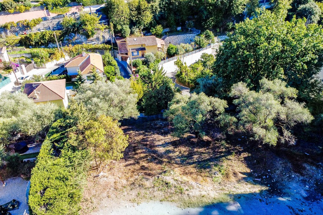 Land in Chambrun, Nice, France 2 - 18526401