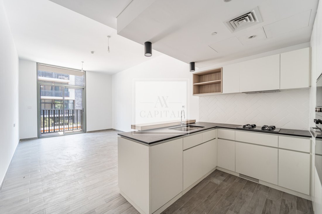 Apartment in Ras Al Khor Industrial Area, Dubai, United Arab Emirates 1 - 18529634