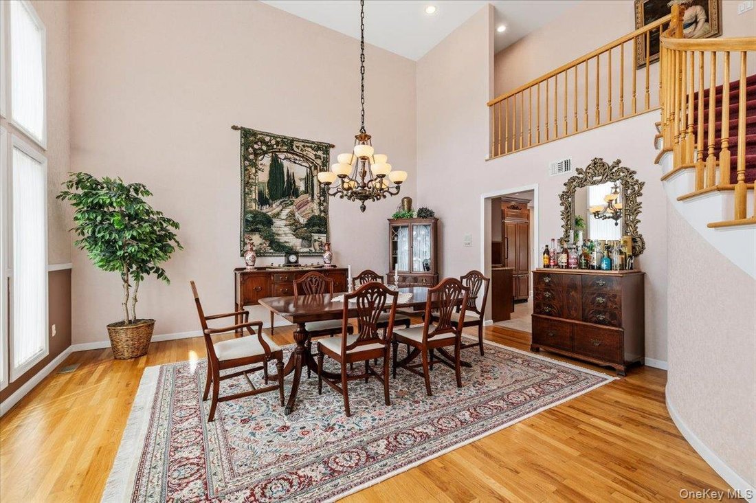 House in Woodbury, New York, United States 5 - 18528628