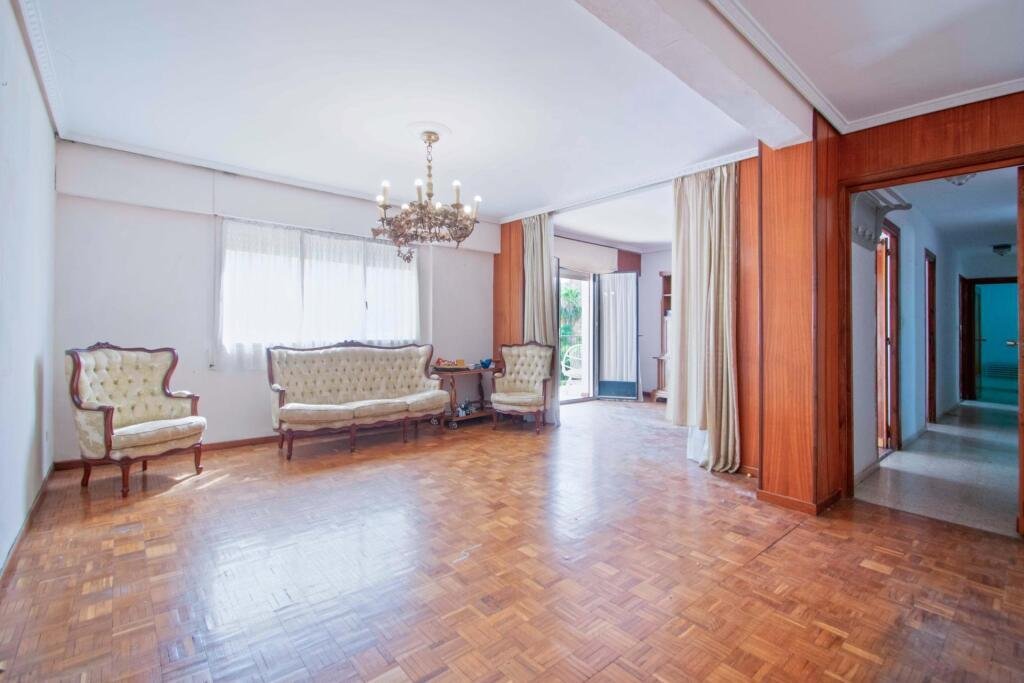 Apartment in Nervion, Seville, Spain 5 - 18481092