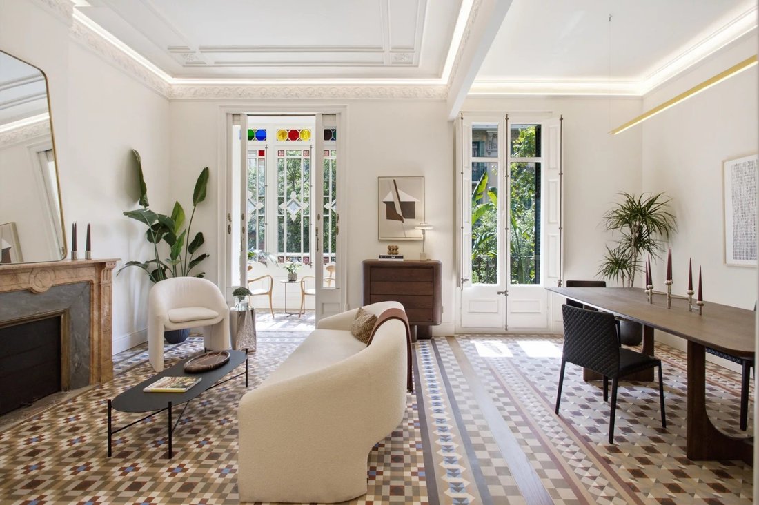 Apartment in Eixample, Barcelona, Spain 2 - 18526431