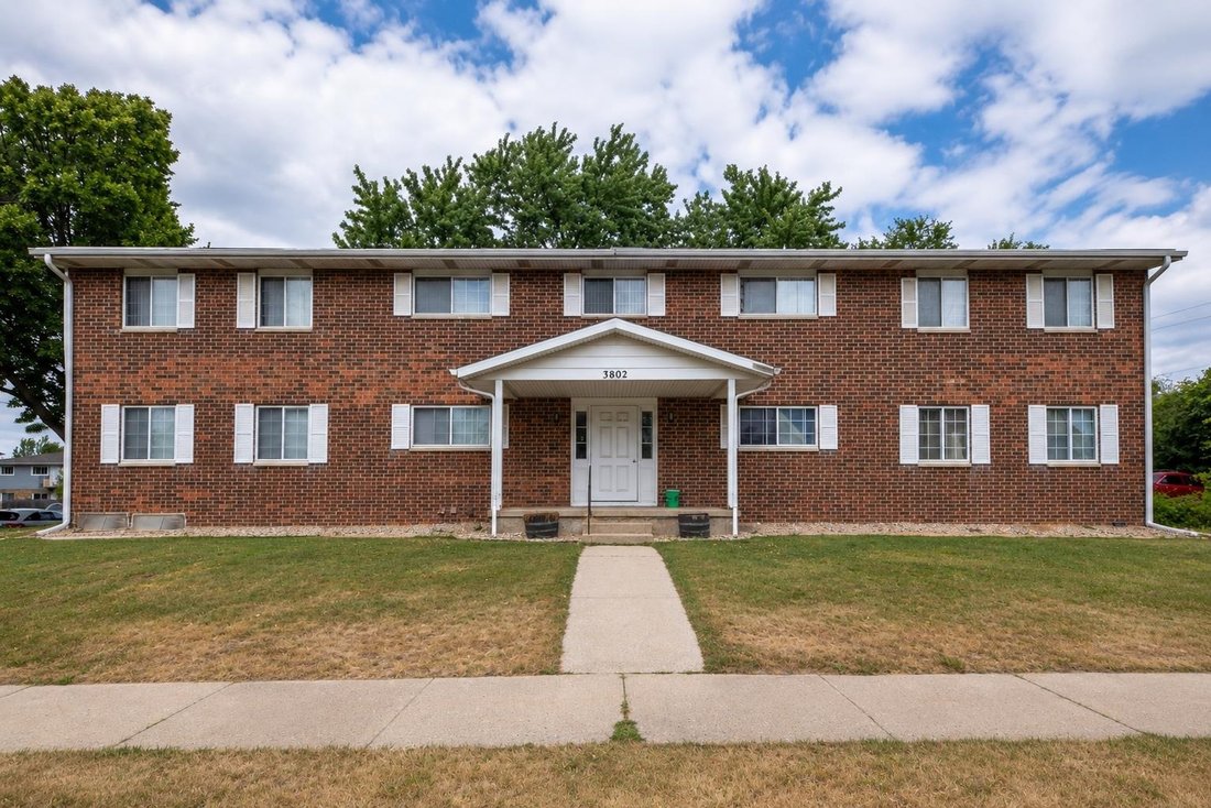 Madison, Wisconsin, United States 1 - 18528360