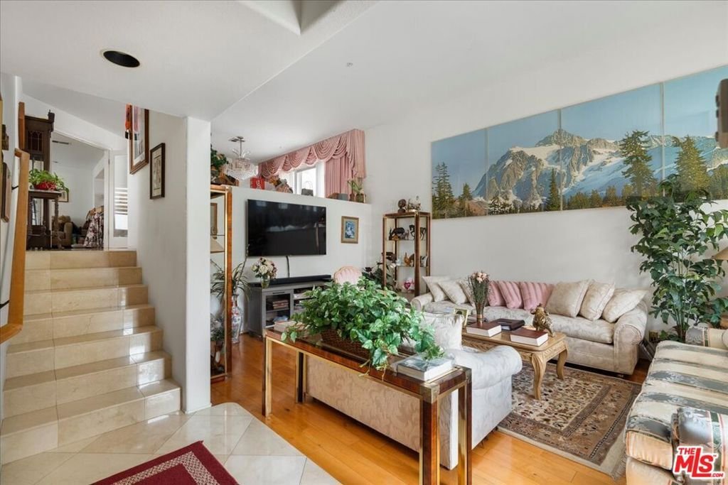 Condo in Los Angeles, California, United States 1 - 18528589