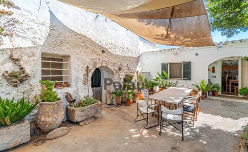 Country House in Maó / Mahón, Balearic Islands, Spain 1