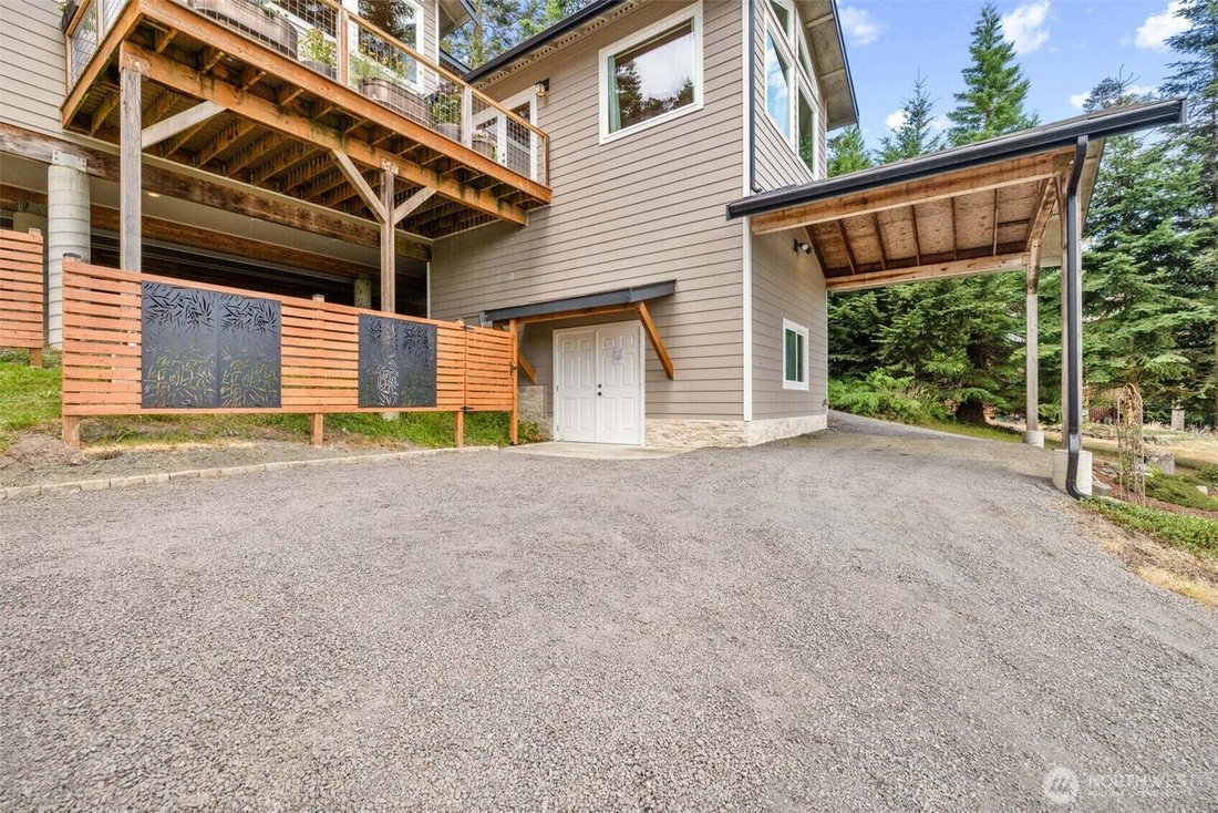 House in Port Angeles, Washington, United States 2 - 18517859