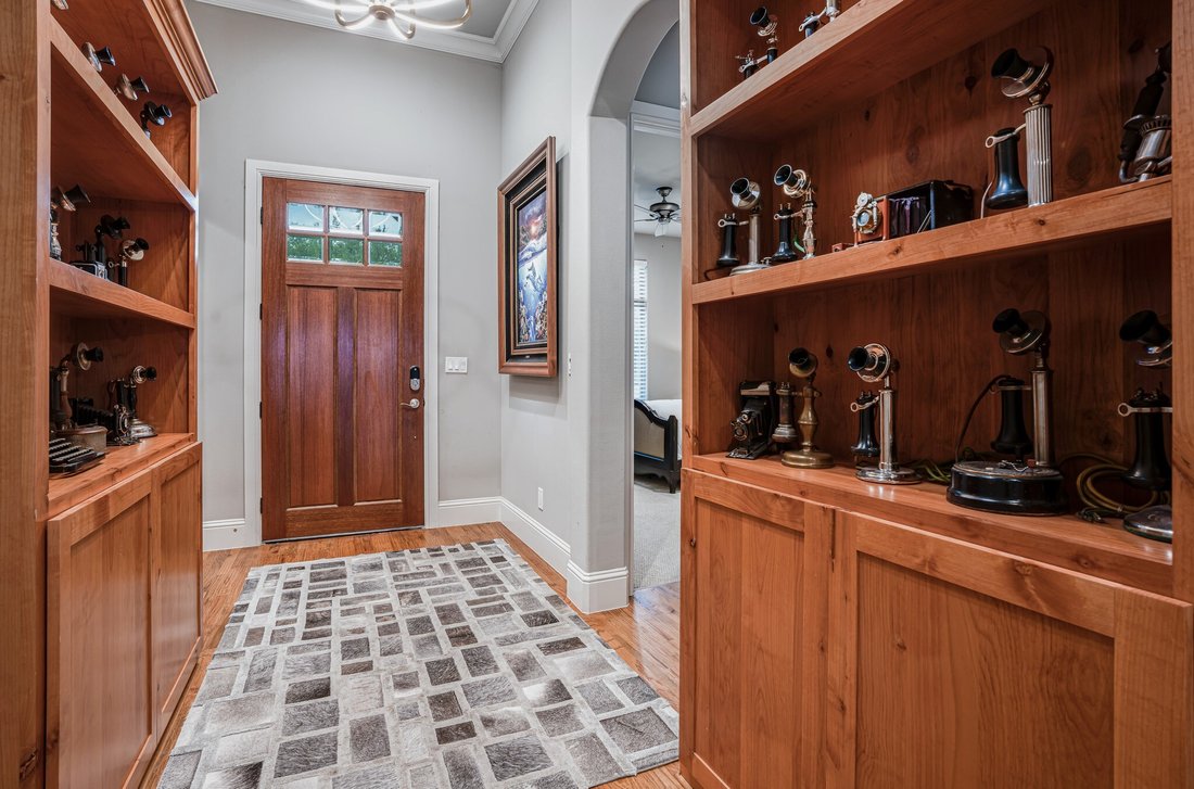 House in Granbury, Texas, United States 3 - 18527901