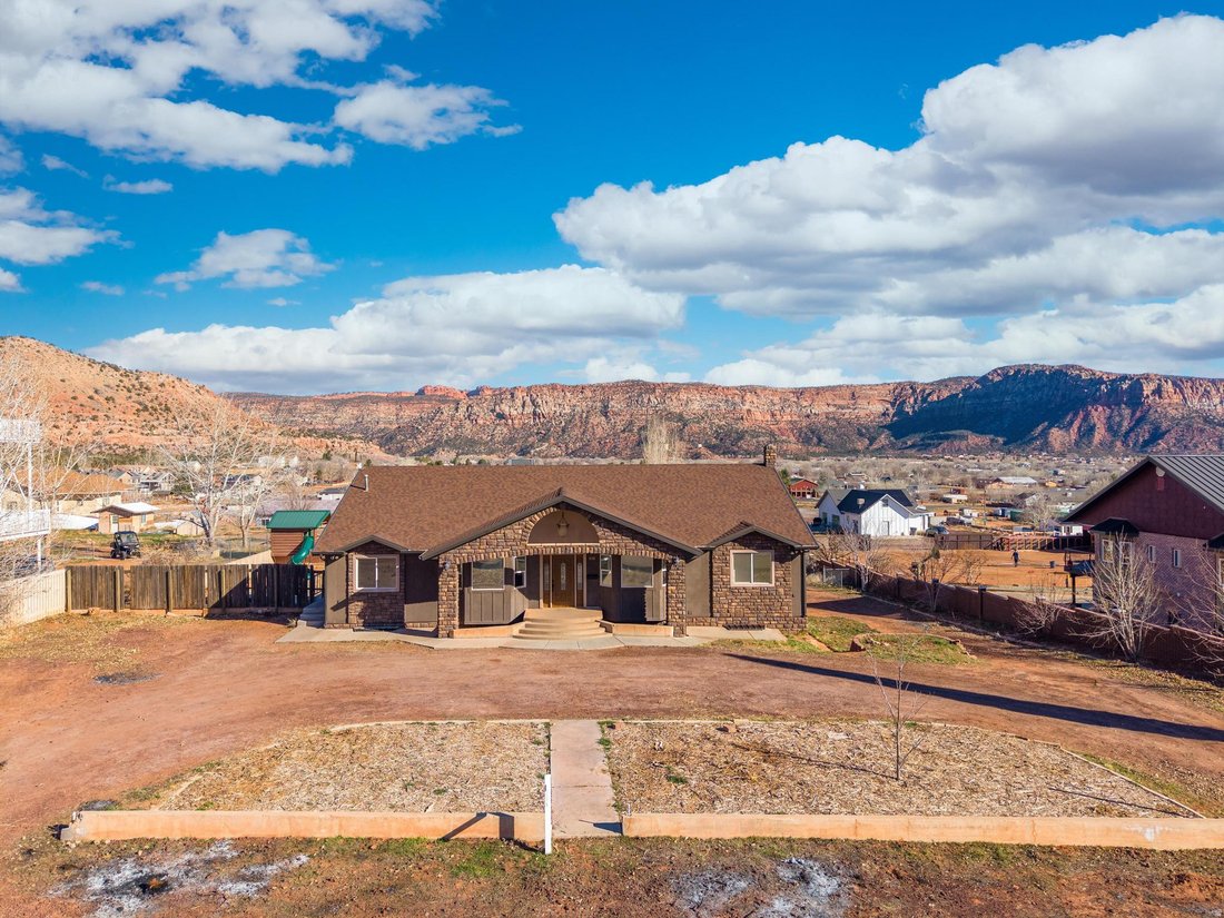 House in Hildale, Utah, United States 1 - 18528693