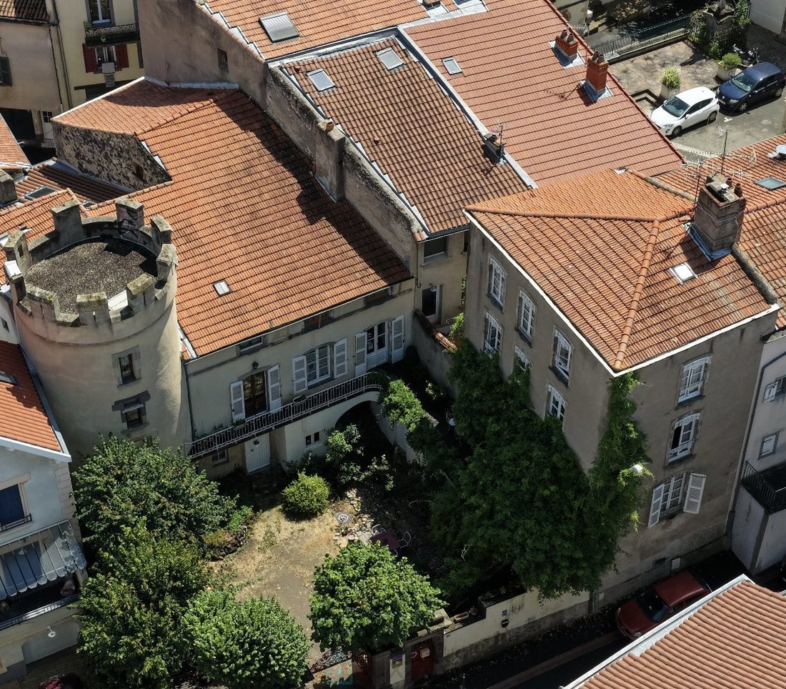 Apartment in Les Martres-de-Veyre, Auvergne-Rhône-Alpes, France 2 - 18529596