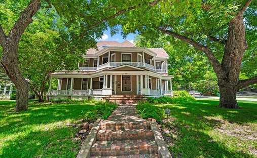 House in Waxahachie, Texas, United States 1