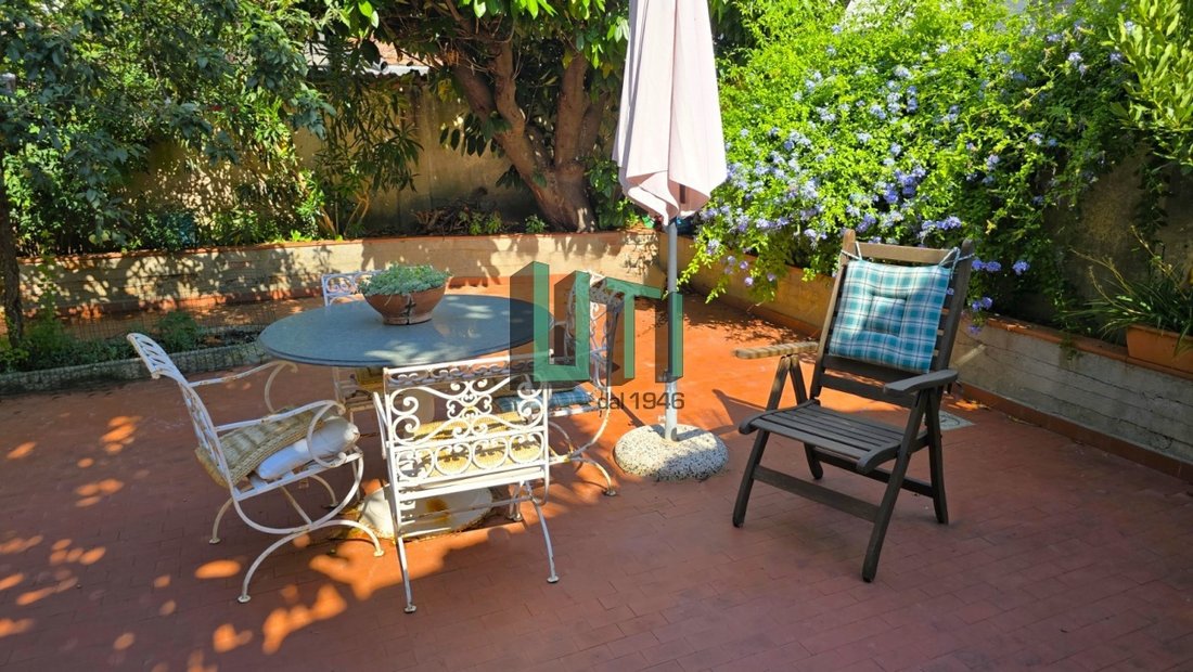 Villa in Center, Florence, Tuscany 4 - 18527688
