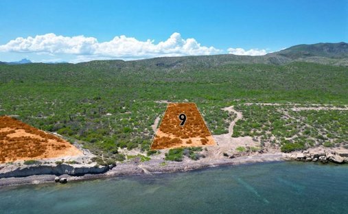 Land in Loreto, Baja California Sur, Mexico 1
