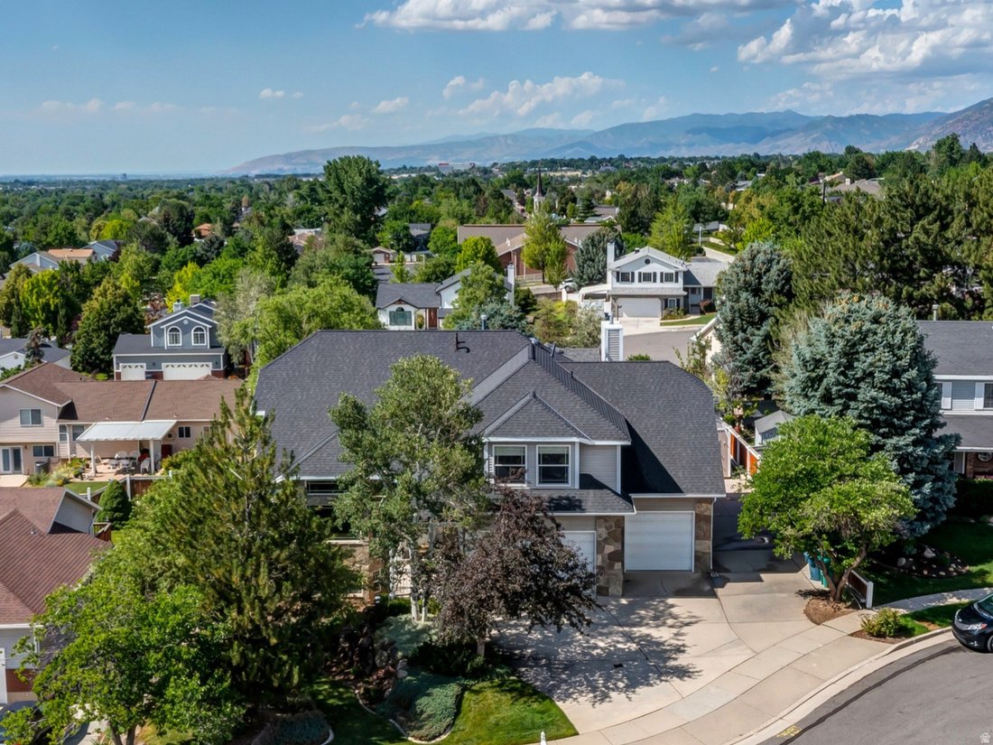 House in Sandy, Utah, United States 1 - 18528706