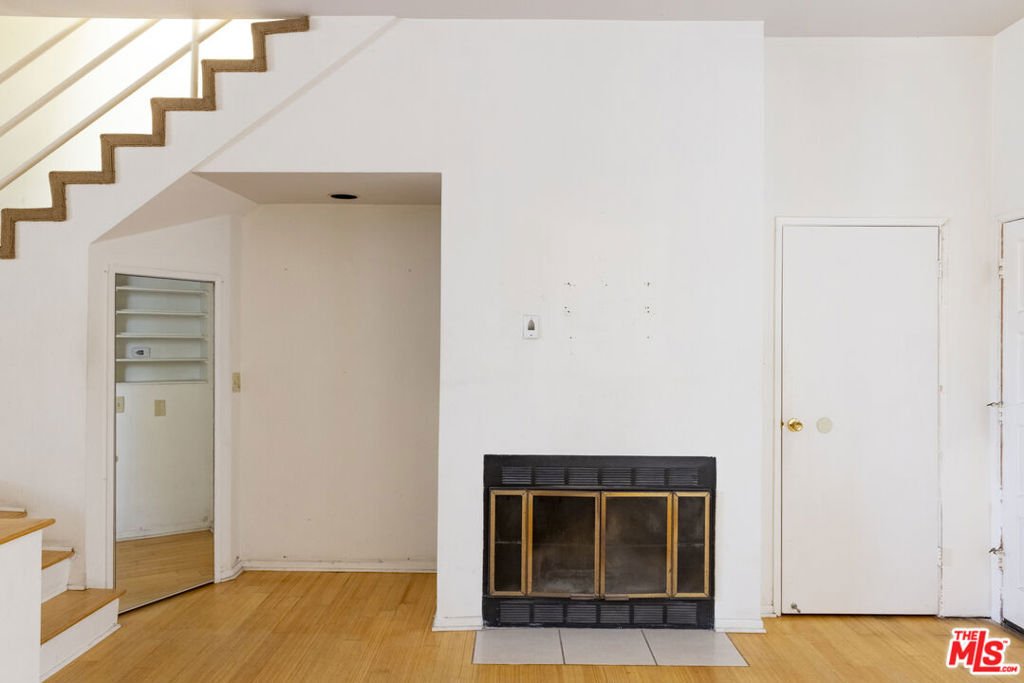 Condo in Los Angeles, California, United States 5 - 18528674
