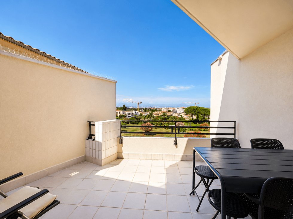 Apartment in Fontmerle, Antibes, France 4 - 18528177