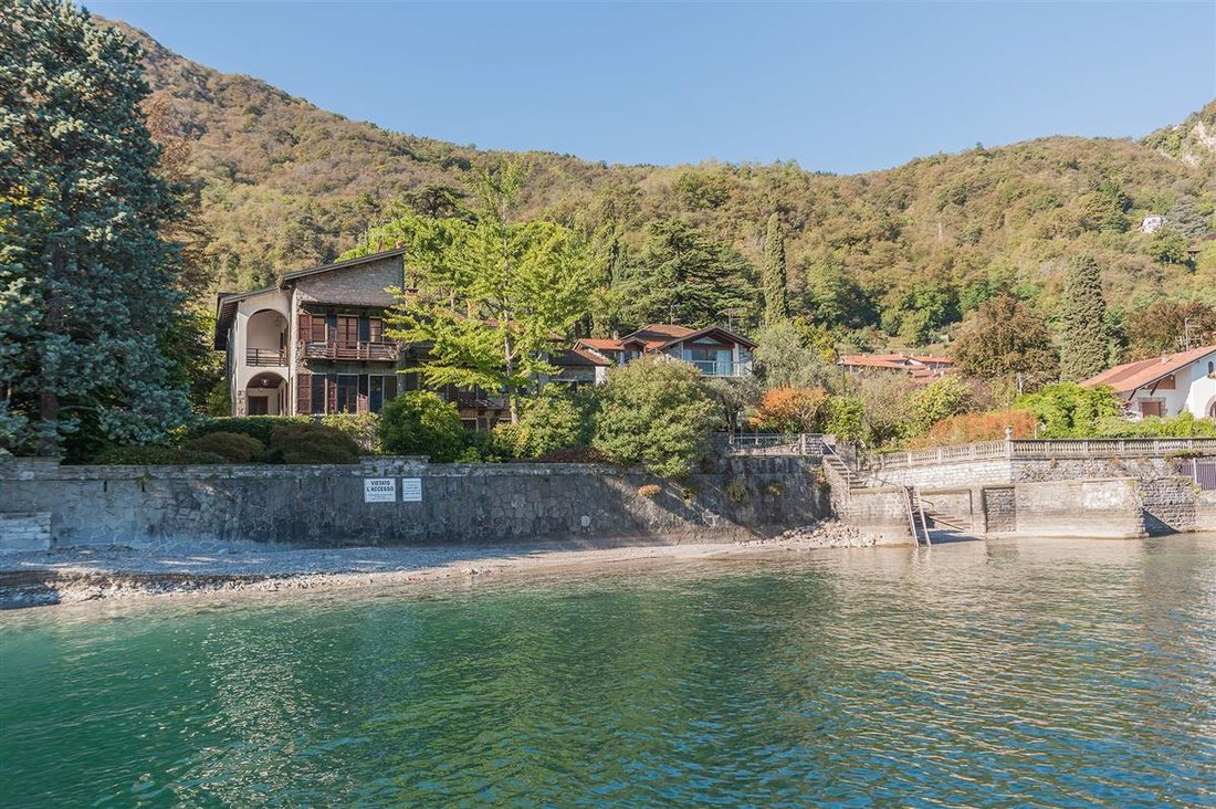 Villa in Bellagio, Switzerland 2 - 18527562