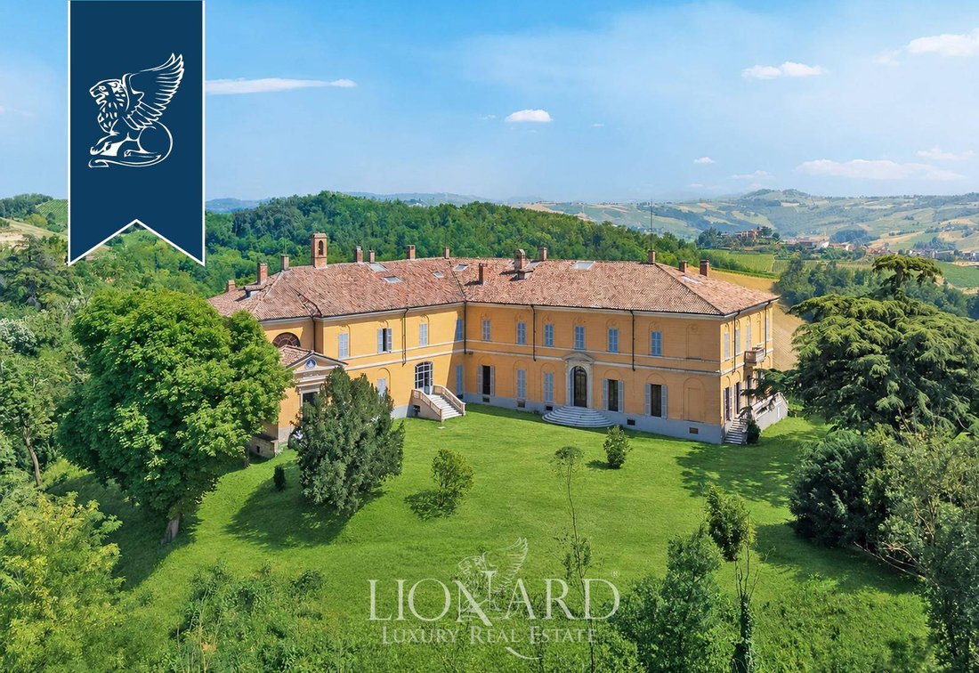 Villa in Santa Giuletta, Lombardy, Italy 3 - 18529643