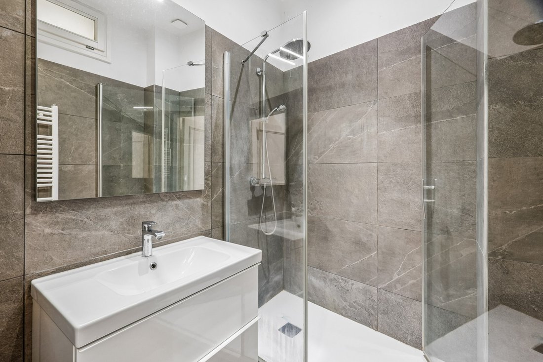 Apartment in Hoche-Friedland, Paris 8e Arrondissement, Paris 4 - 18530054