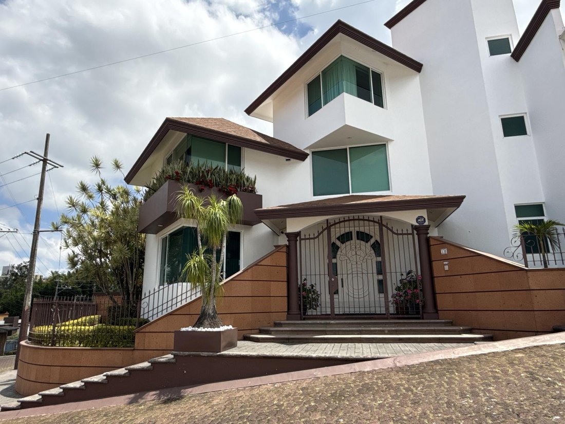 House in Xalapa, Veracruz, Mexico 2 - 18527377