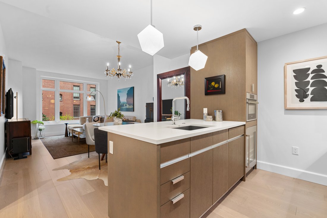 Condo in Boston, Massachusetts, United States 3 - 18530250
