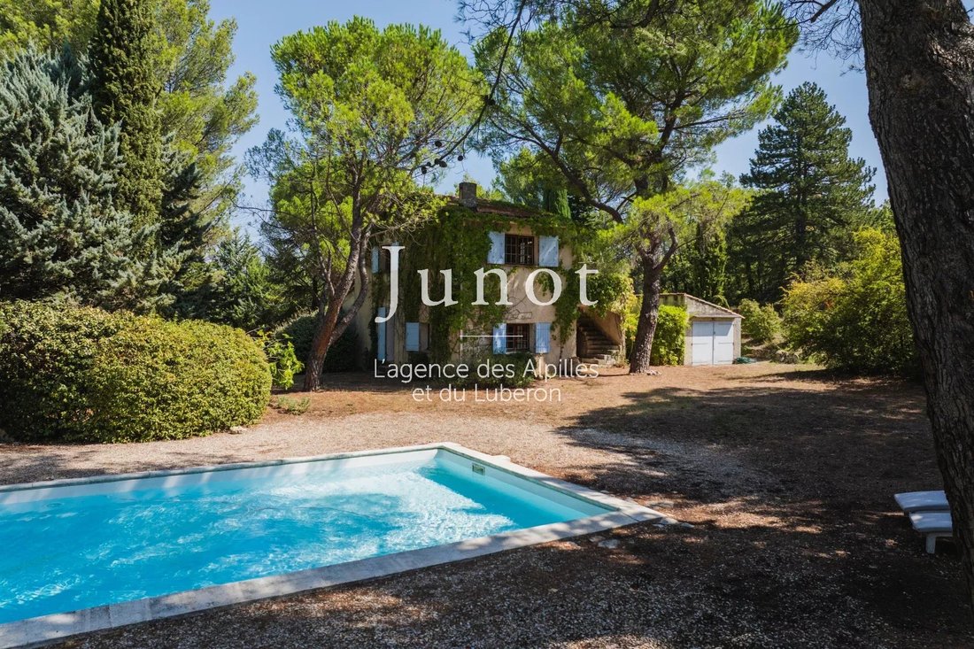 House in Bonnieux, Provence-Alpes-Côte d'Azur, France 3 - 18509704