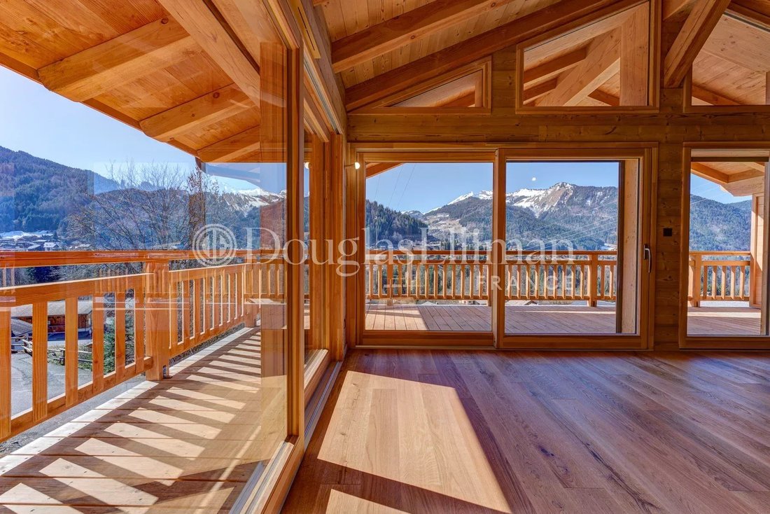Chalet in Montriond, Auvergne-Rhône-Alpes, France 2 - 18526596