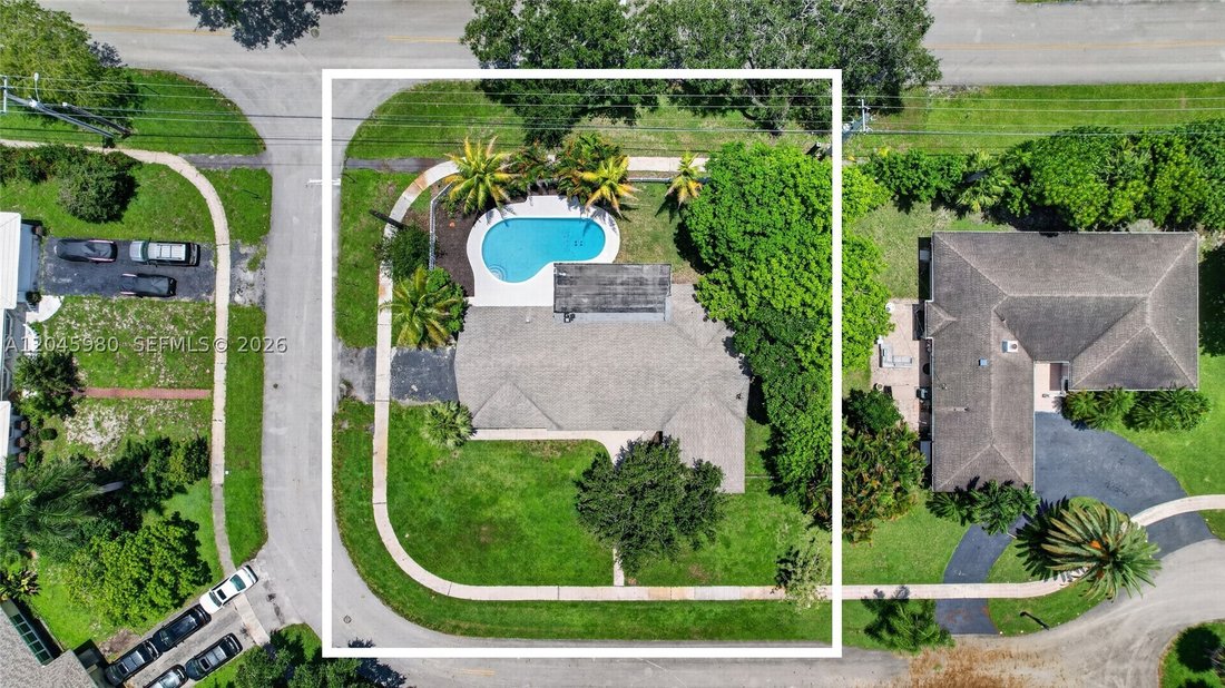 House in Plantation, Florida, United States 5 - 18528873