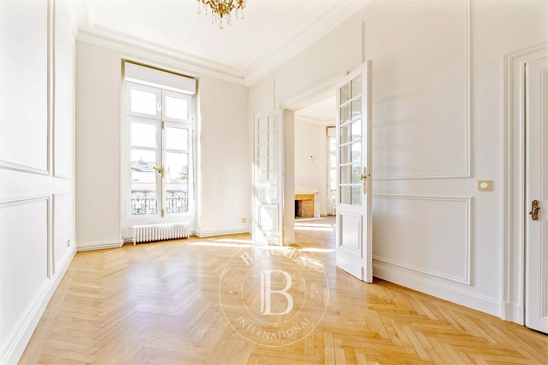 Apartment in Hôtel de Ville-Quinconce-Saint Seurin-Fondaudège, Bordeaux, France 4 - 18529608