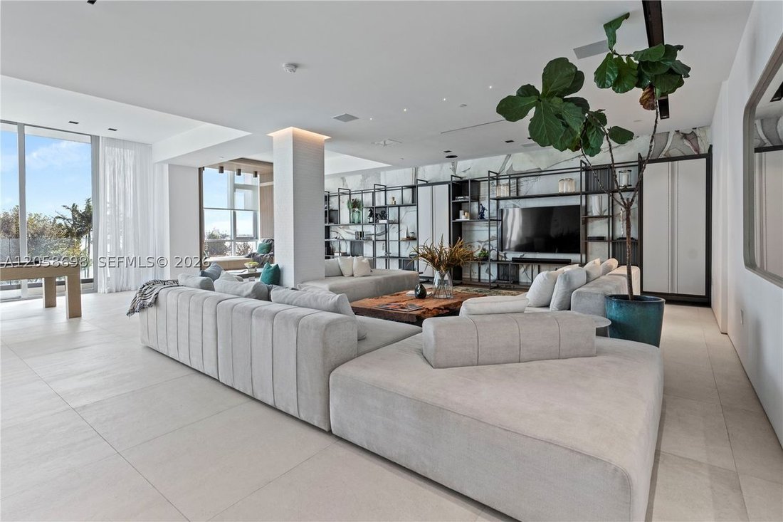 Condo in Miami, Florida, United States 2 - 18527479