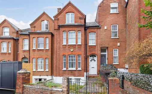 House in Dartmouth Park, Camden, England 1
