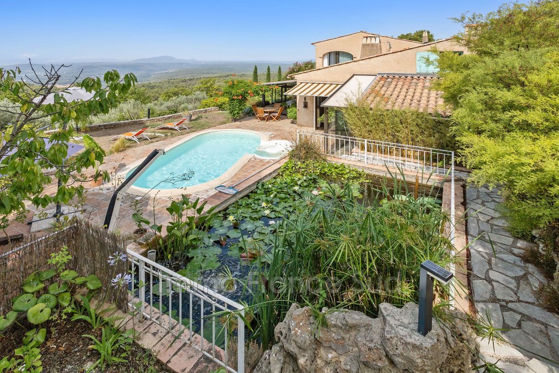 Villa in Tourtour, Provence-Alpes-Côte d'Azur, France 1 - 18526371