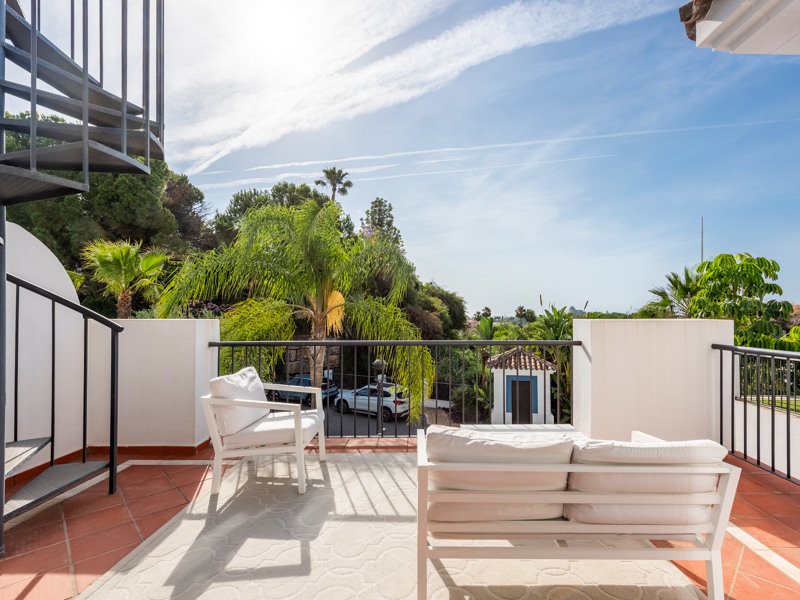 Apartment in Benahavis, Andalusia, Spain 3 - 18529347