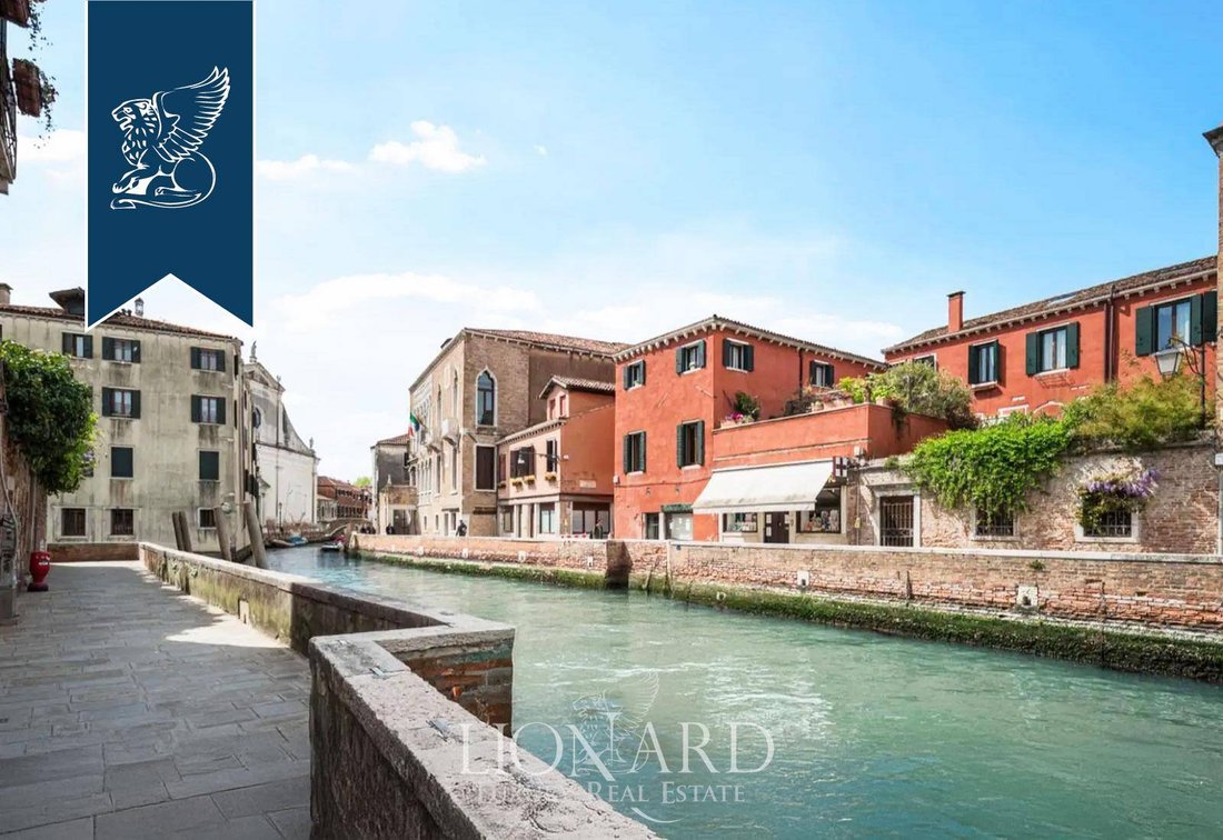 Apartment in Dorsoduro, Venice, Italy 3 - 18529636