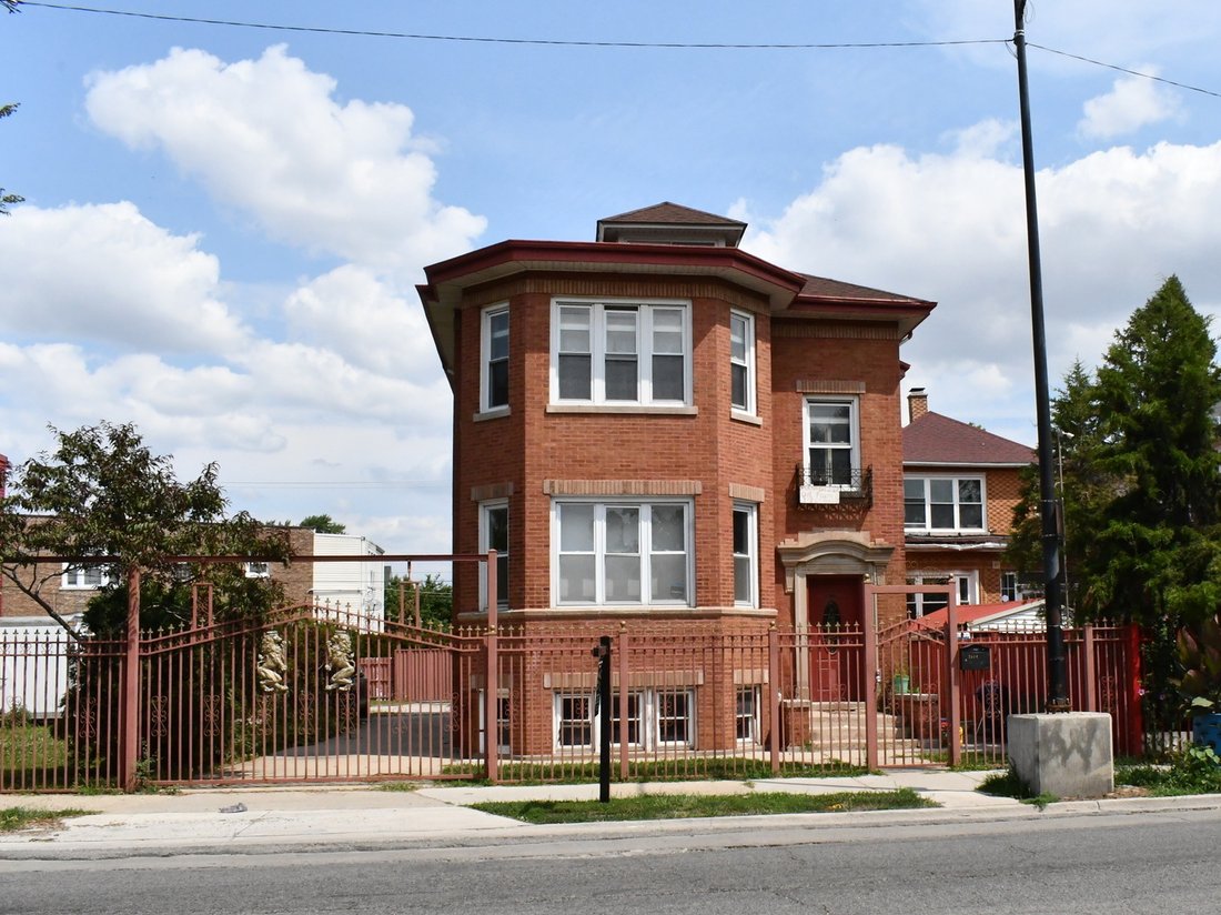 Chicago, Illinois, United States 1 - 18528990