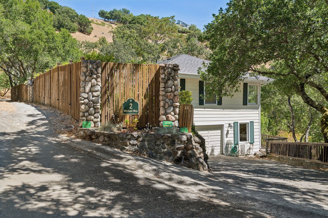 House in San Anselmo, California, United States 1 - 18526399