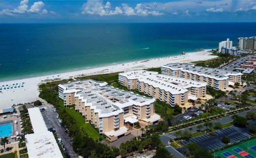 Condo in St. Pete Beach, Florida, United States 1