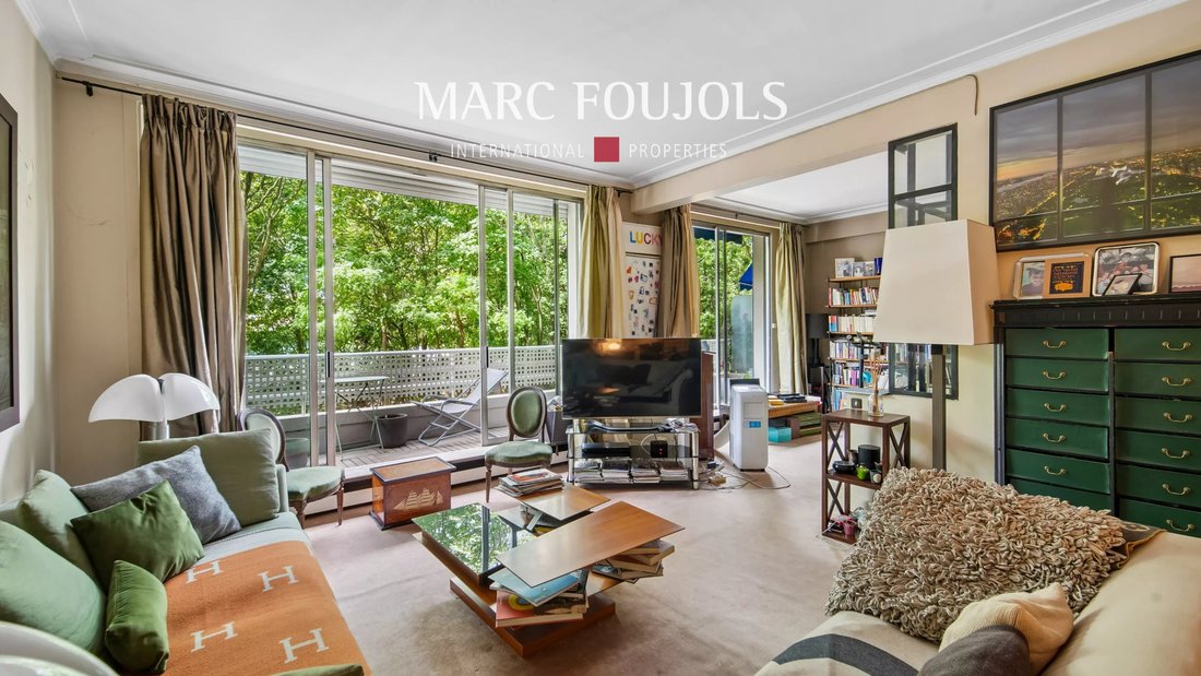 Apartment in Auteuil Nord, Paris 16e Arrondissement, Paris 2 - 18526602