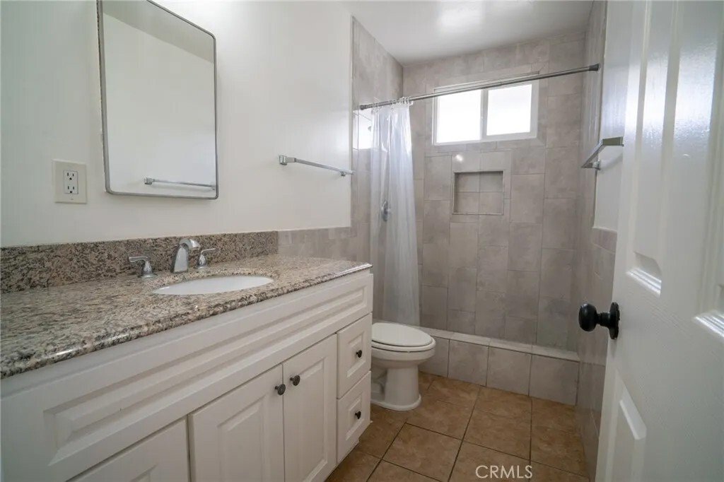 Orange, California, United States 4 - 18529216