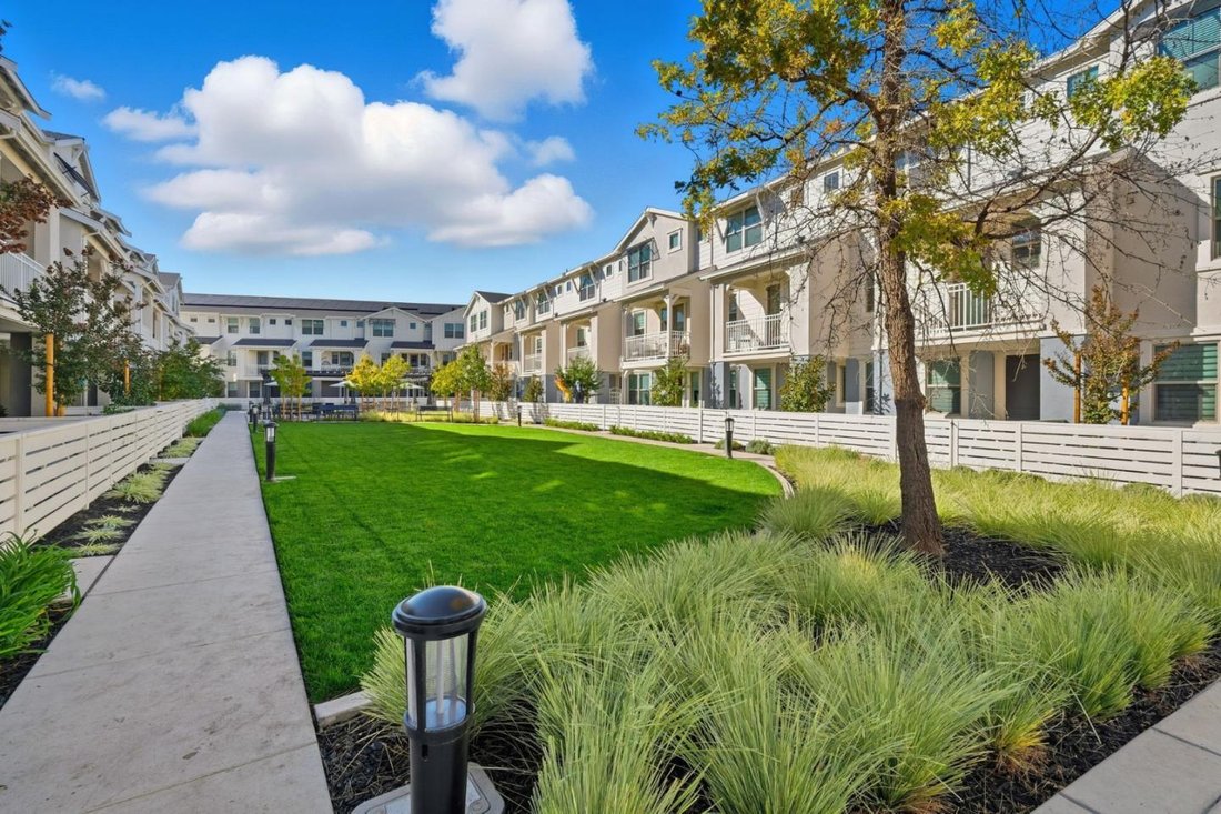 Condo in Walnut Creek, California, United States 1 - 18528729