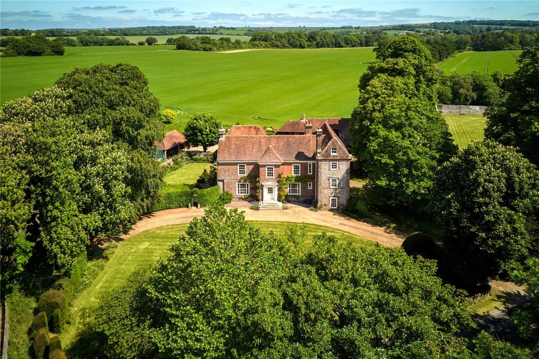 House in Hambledon, England 1 - 18526705