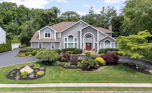 House in Woodbury, New York, United States 1