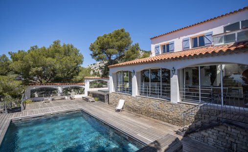 Villa in Le Faron-Fort-Rouge, Toulon, France 1