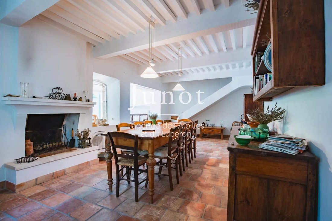 Country House in Lacoste, Provence-Alpes-Côte d'Azur, France 2 - 18509714