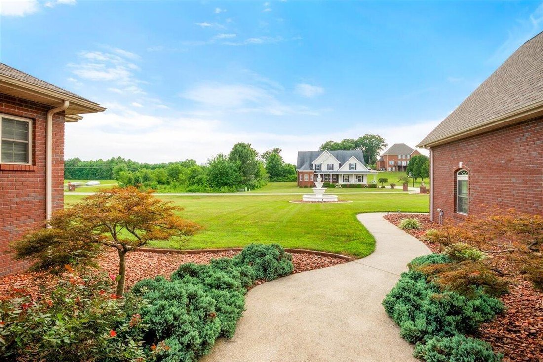 House in Corbin, Kentucky, United States 5 - 18528289