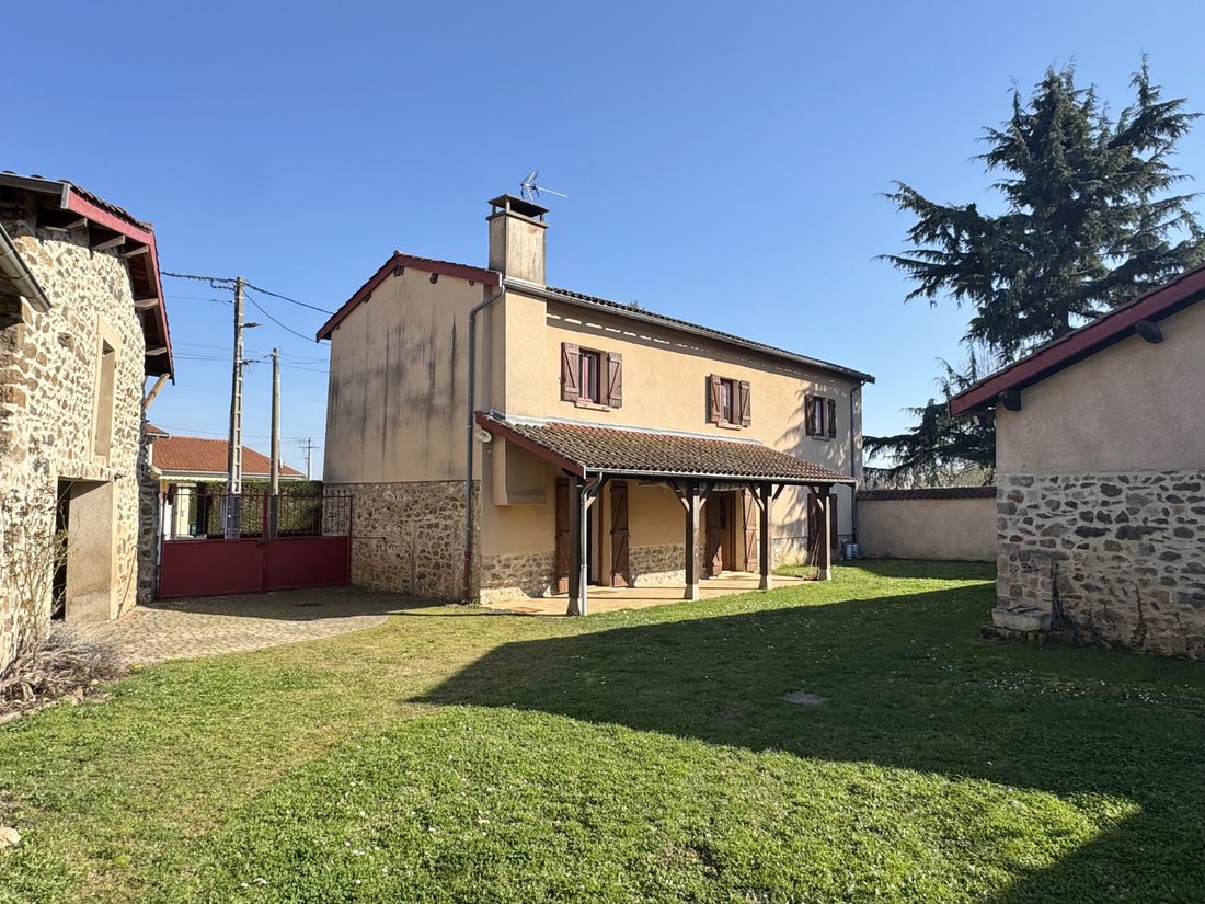 House in Brindas, Auvergne-Rhône-Alpes, France 2 - 18528080