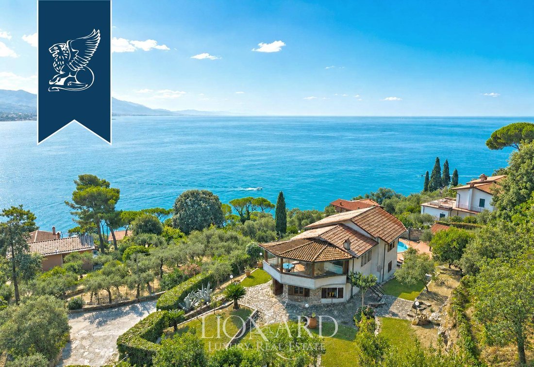 Villa in Montemarcello, Ameglia, Liguria 1 - 18529489